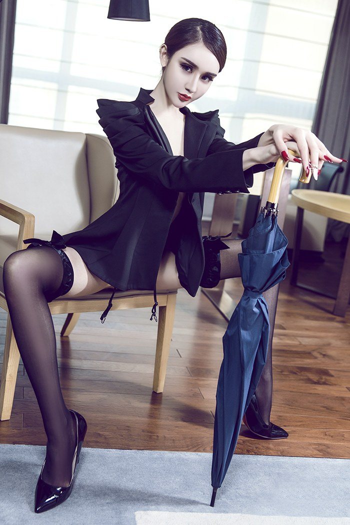 冷艳御姐瓦娅美腿丝袜吸引你眼球(图43)