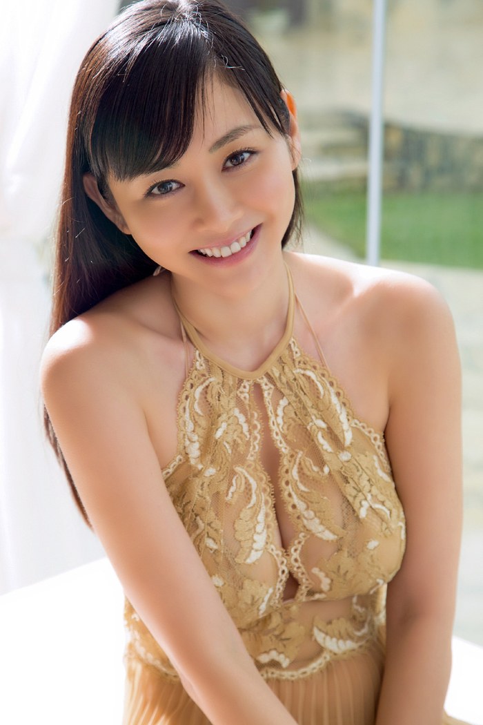 美娇娘杉原杏璃巨乳傲人尽显熟妇风采(图42)