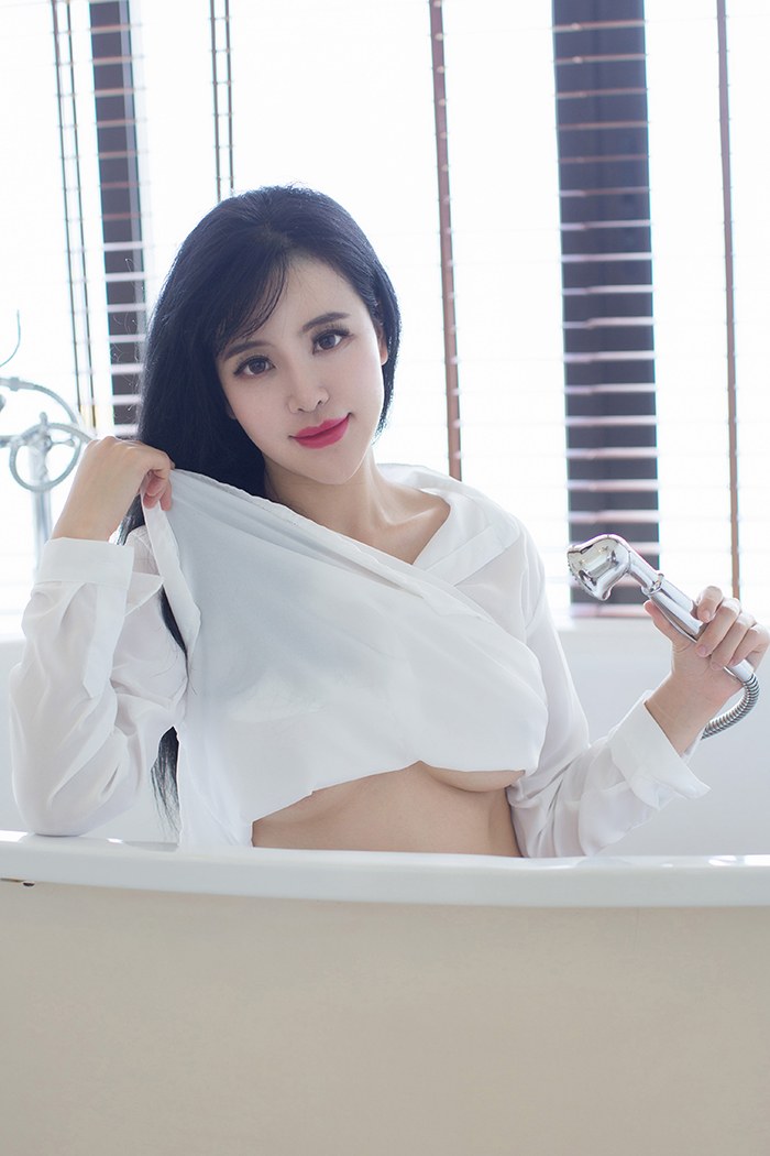 性感女王刘钰儿白嫩爆乳跃跃欲出(图11)