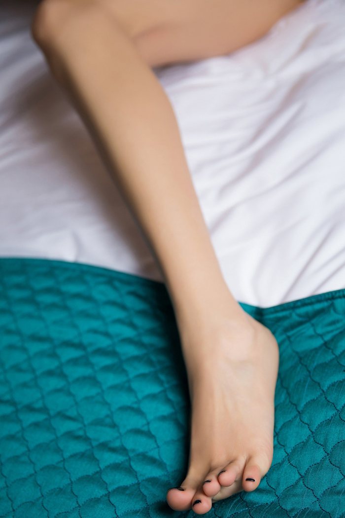 邪恶人妻杨晨晨双眸妖媚暗送秋波(图39)