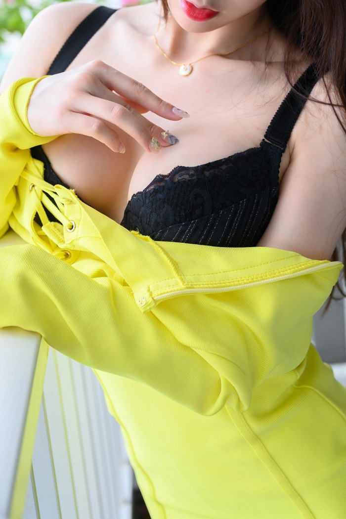 职业御姐周于希打扮热辣美艳十足(图28)