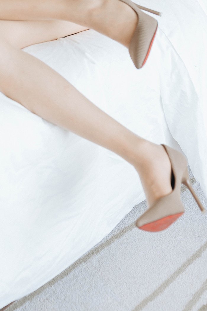 夜店女王艺轩丝袜长腿曲线很动人(图19)