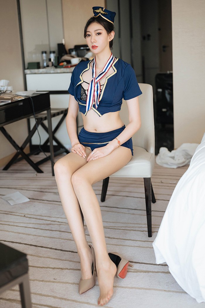 气质空姐艺轩制服诱惑让人难以把持(图43)