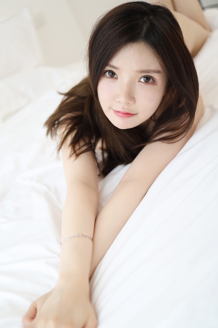 可爱人妻糯美子童颜巨乳等你品尝(图40)