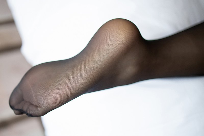 发情媚娘芝芝黑丝美腿圆滑美乳求调教(图64)