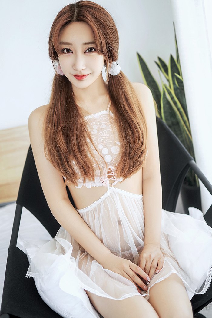 小家碧玉林子欣完美圆乳体香四溢(图22)