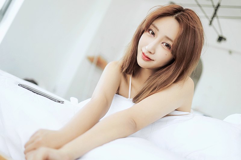 小家碧玉林子欣完美圆乳体香四溢(图38)