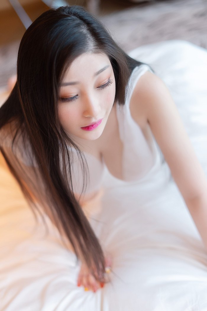 极品尤物妲己超级巨乳香气扑鼻诱人(图46)