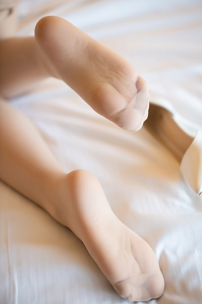 宅男女神绯月樱手遮半乳嫩肉侧漏(图23)