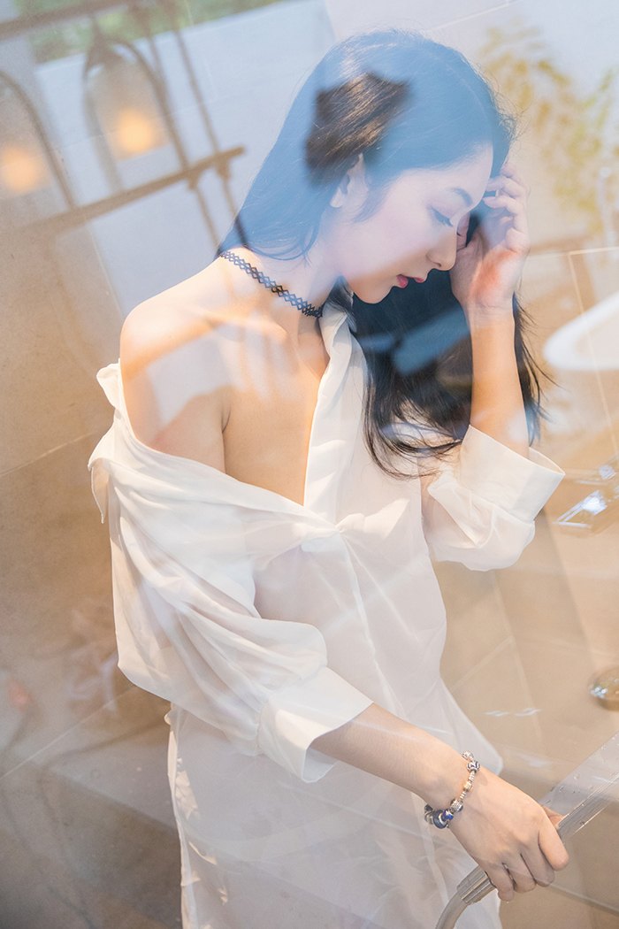 日思夜想小热巴娇嫩玉体湿身诱惑(图32)