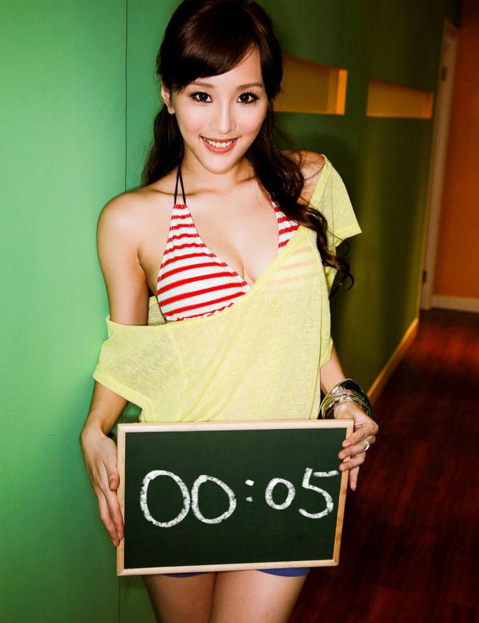 香港名模Dada陈静性感每刻钟(图5)