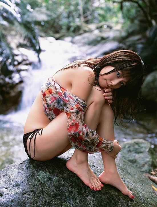 日本性感正妹杉本有美湿身写真(图9)