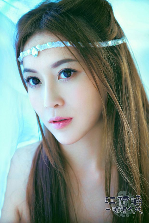 中韩混血美女江伊涵 洛丽塔《倾城》写真(图18)