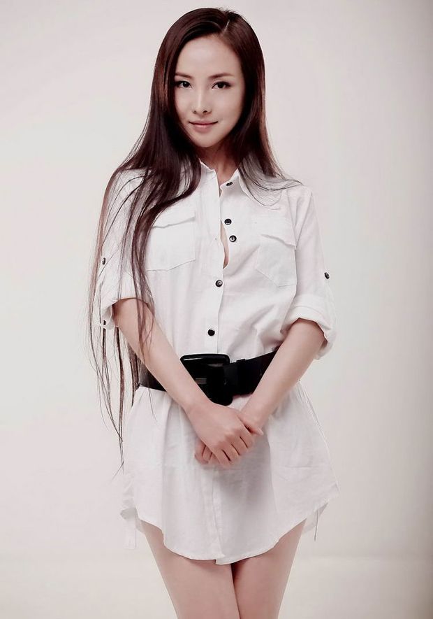 超靓性感女郎干露露艺术照(图7)