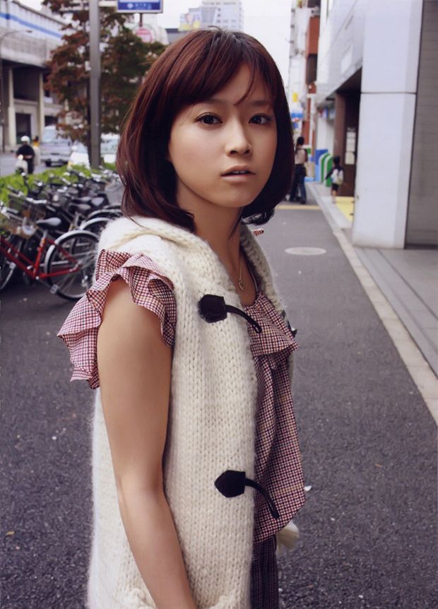 日本美女龟井绘里写真套图(图10)