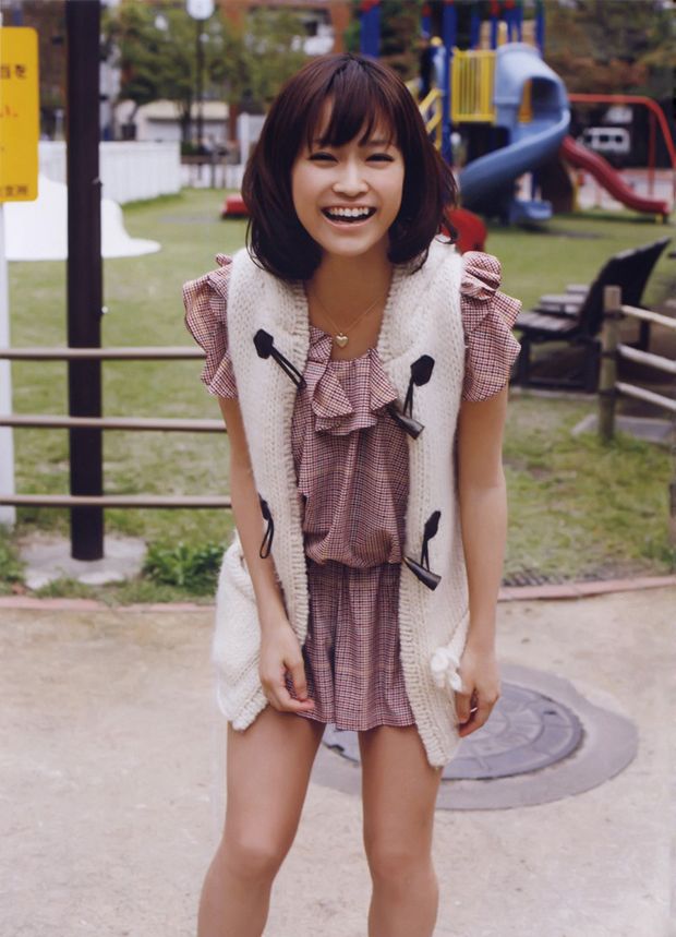 日本美女龟井绘里写真套图(图11)