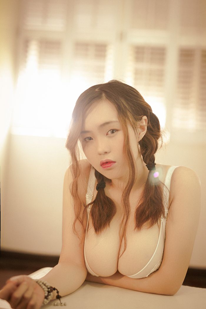 俏皮米爱美术教室解放天性大胆露出(图33)