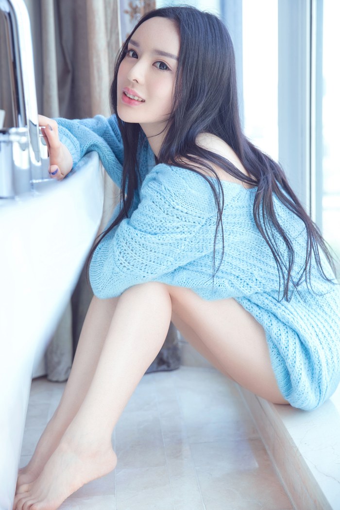 清纯嫩模晓迪秀曼妙身姿香艳迷人(图11)