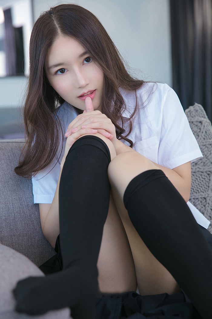 清纯妹子魏扭扭学生制服妙不可言(图13)