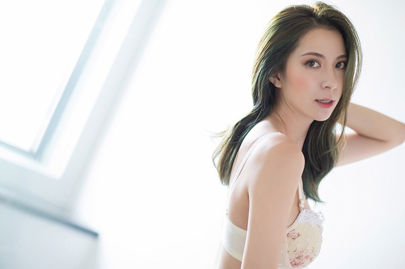 气质美女carry居家私房显完美身材(图42)