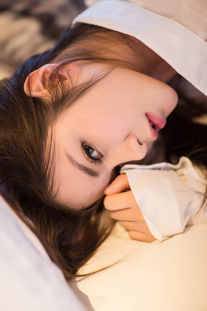 养眼少女李七喜衬衣连裤袜够吸睛(图31)