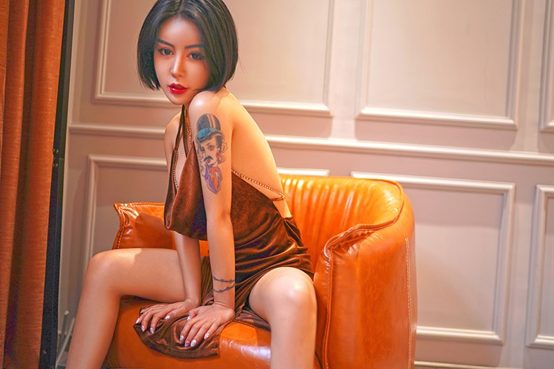 美艳御姐陆梓琪丰满玉乳呼之欲出(图12)