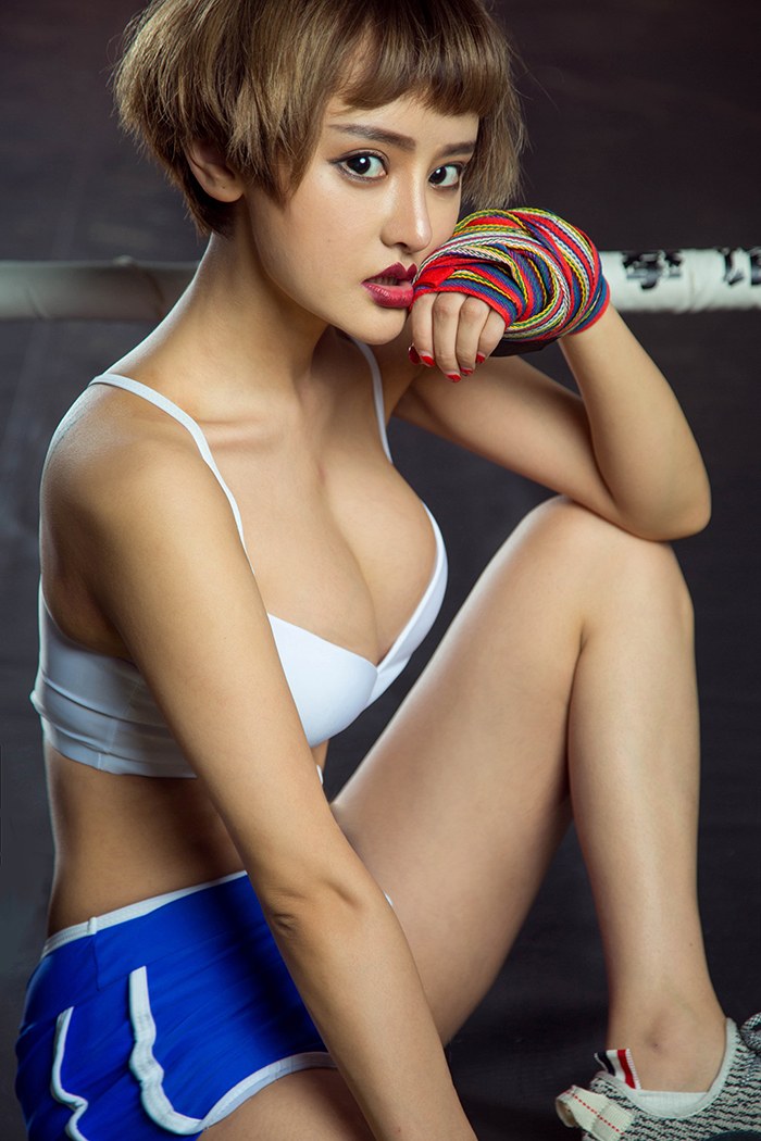 尤物拳击台李思宁巨乳翘臀狂野销魂(图32)