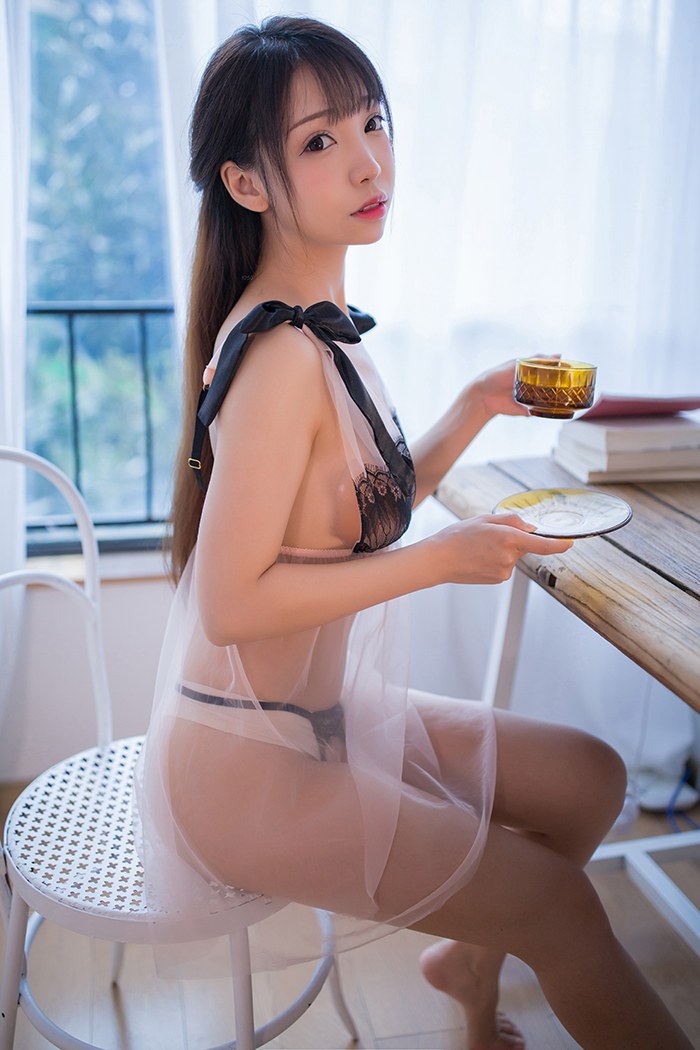 可爱萝莉透视蕾丝完美身材惹人爱(图32)