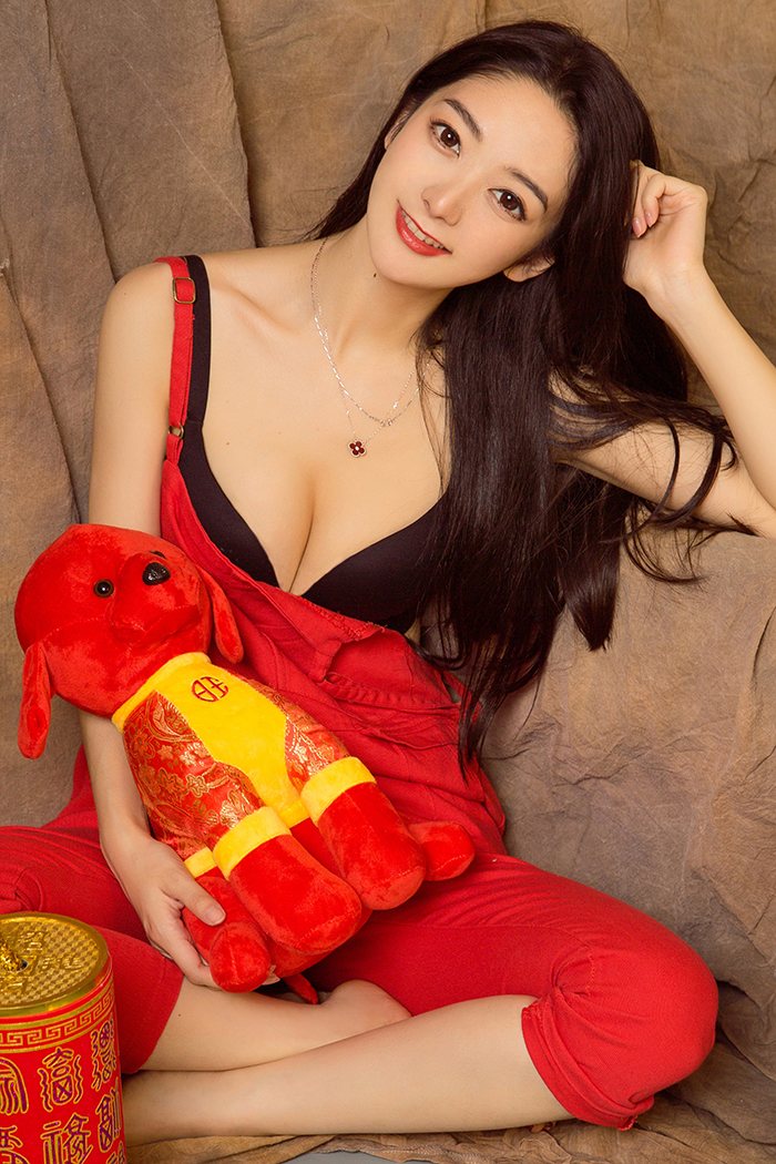 轻熟御姐曲线爆满丰乳肥臀贺新春(图52)