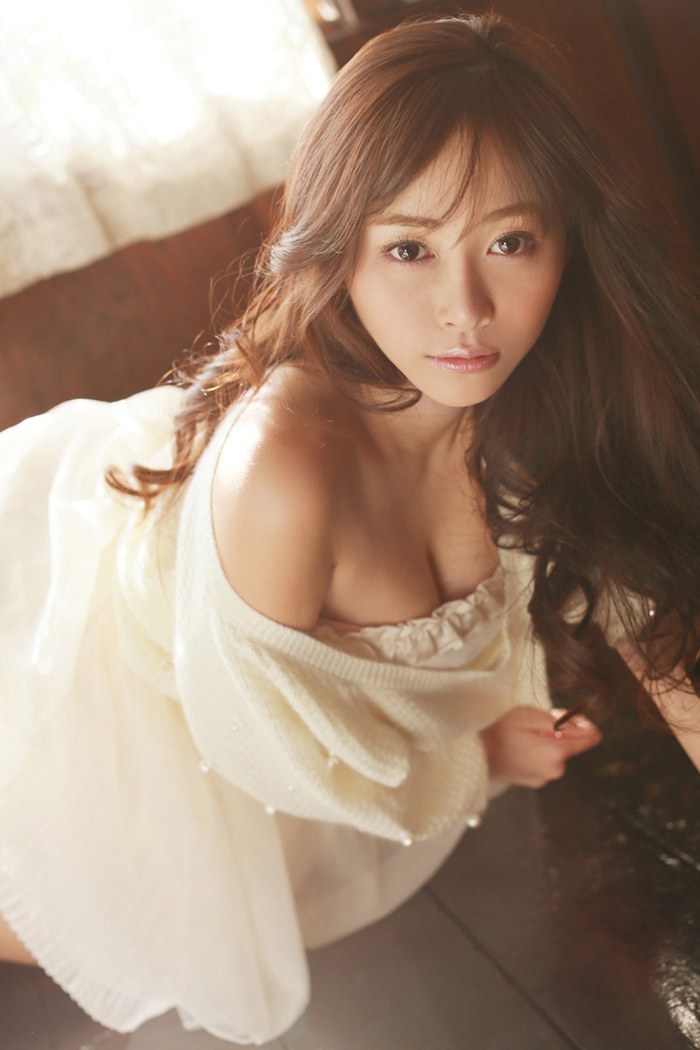 日本尤物杉原杏璃浑圆雪乳喷血诱惑(图20)