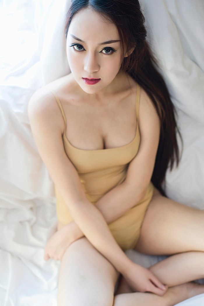 风骚欲女高冷猫步豪乳翘臀诱惑足(图11)