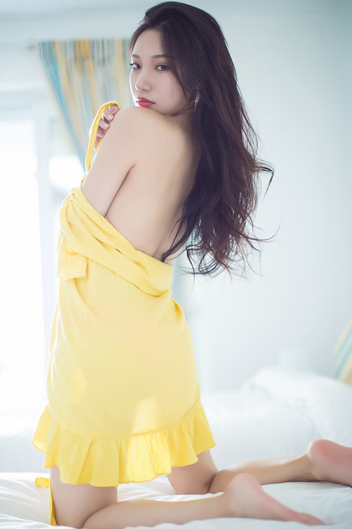 气质女郎小狐狸居家私房娇柔迷人(图8)