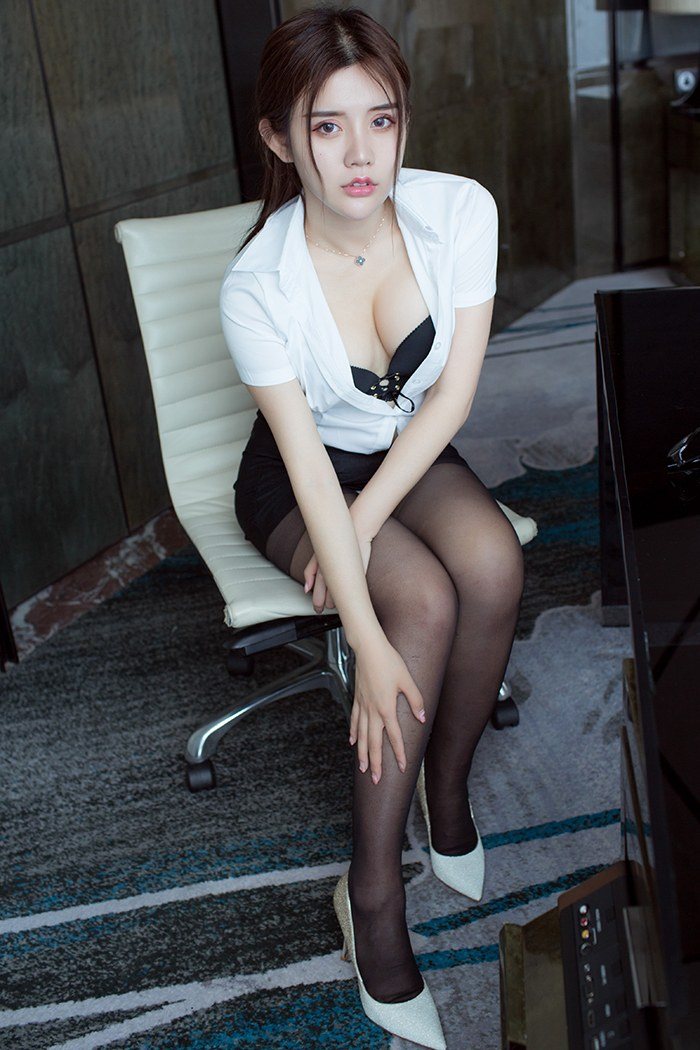 性感女秘书兔子制服黑丝秀色可餐(图9)