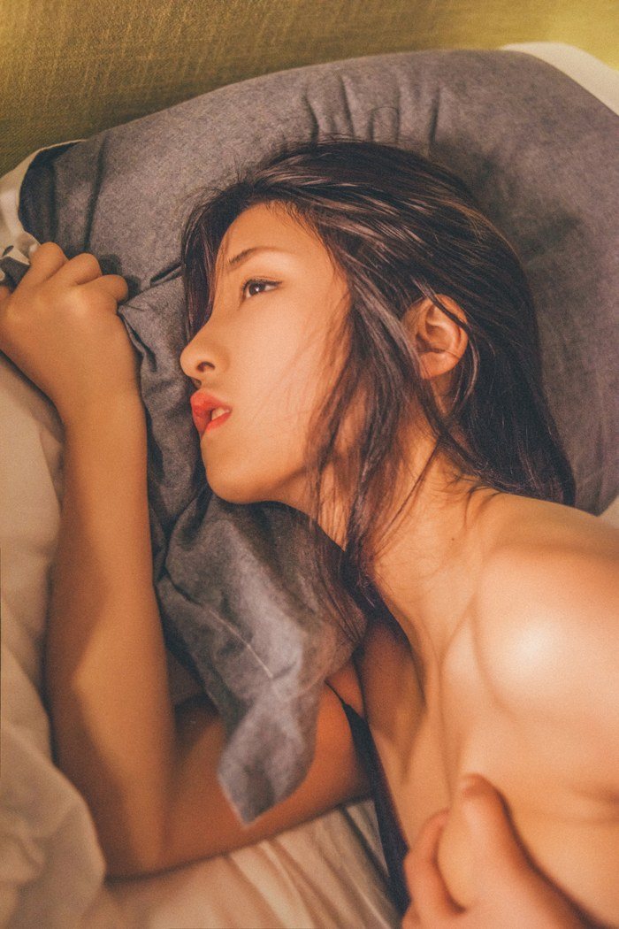 美女主播肉肉性感私房照撩人十足(图19)