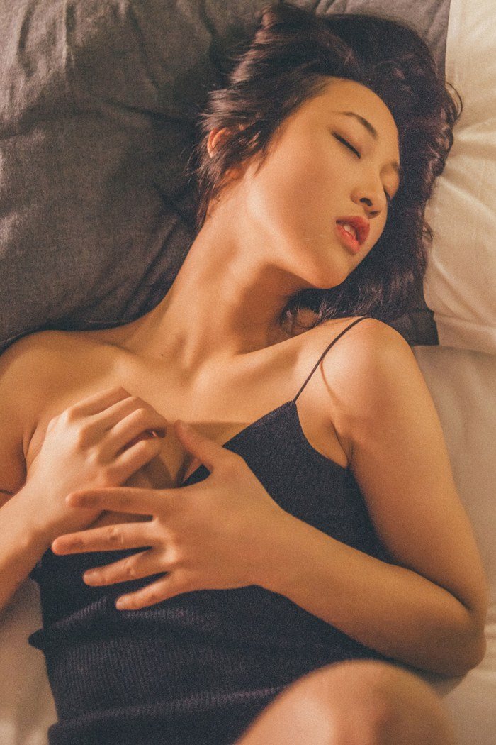 美女主播肉肉性感私房照撩人十足(图7)