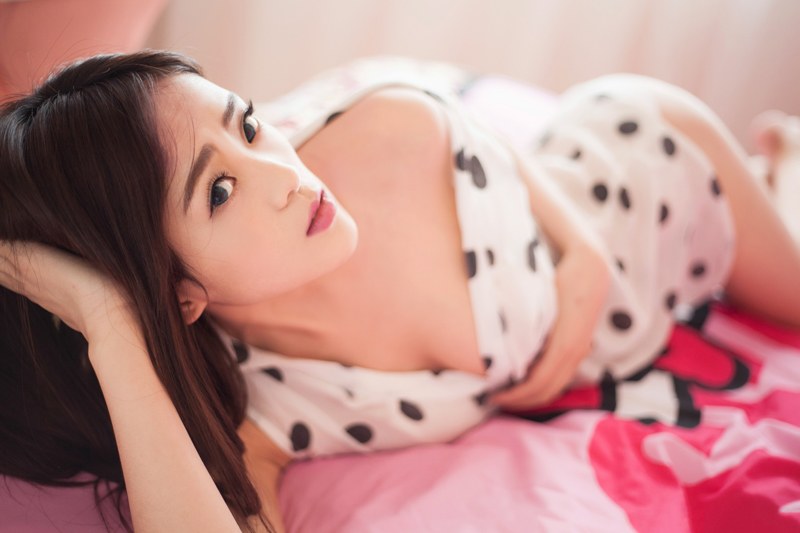 宅男女神颜允允肤白貌美勾人魂魄(图12)