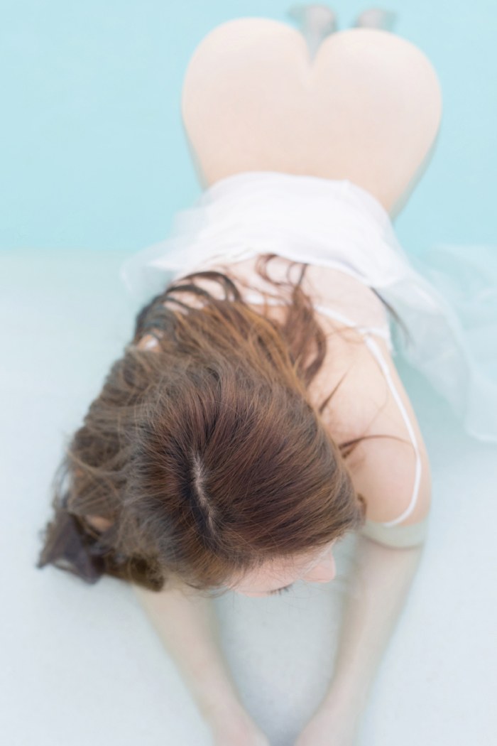 极品御姐尤妮丝酥胸翘臀春光乍泄(图17)