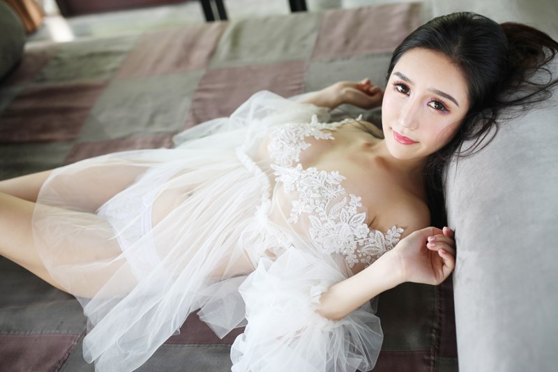 宅男女神于大小姐酥胸翘臀人比花娇(图15)