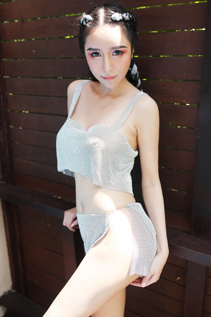 宅男女神于大小姐酥胸翘臀人比花娇(图22)