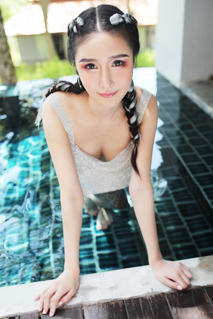 宅男女神于大小姐酥胸翘臀人比花娇(图24)