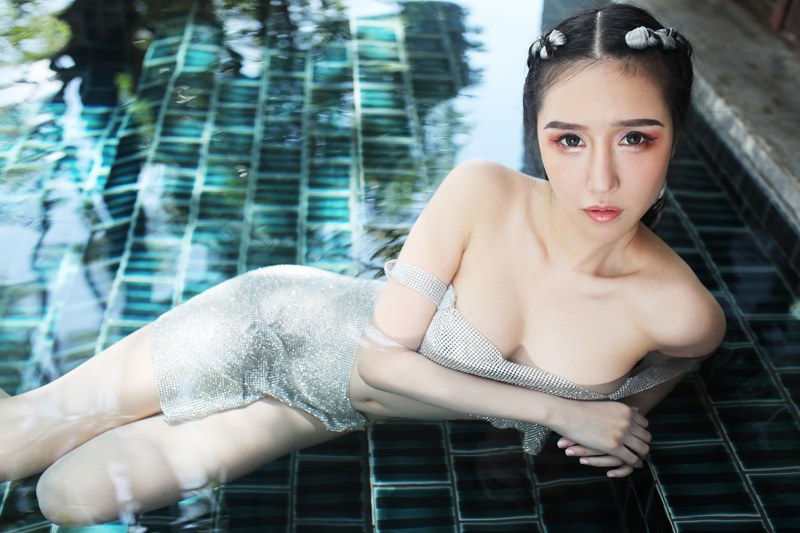 宅男女神于大小姐酥胸翘臀人比花娇(图40)