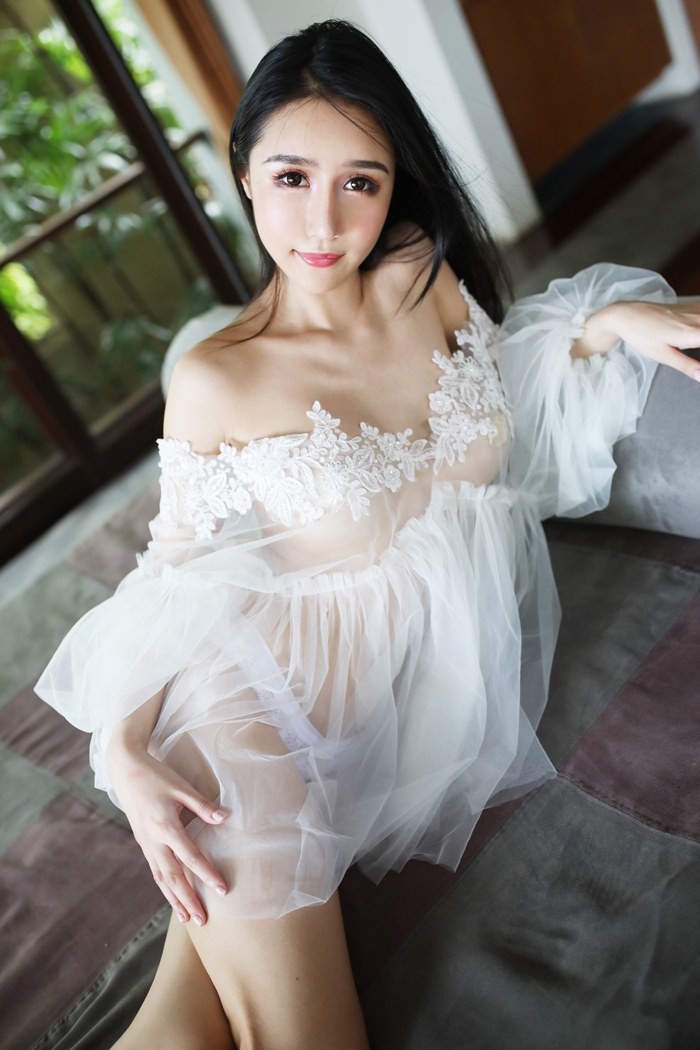 宅男女神于大小姐酥胸翘臀人比花娇(图9)