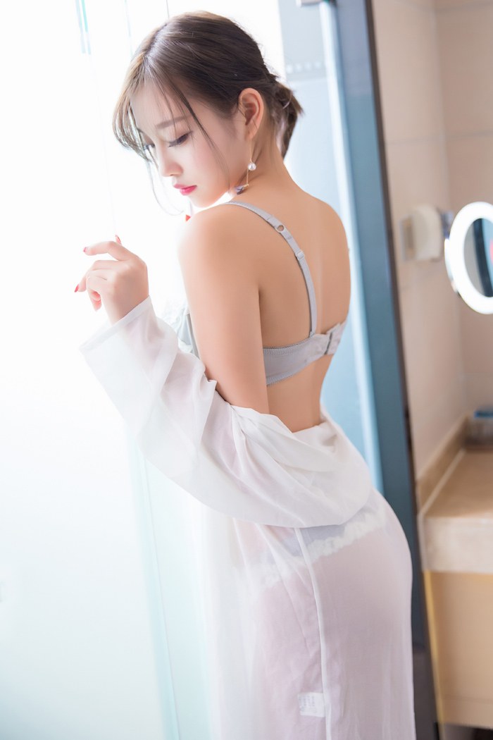 甜美女神杨晨晨浴室湿身春光乍泄(图32)