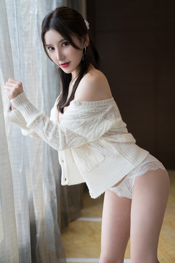 美腿俏佳人周于希真空上阵秀美乳(图41)