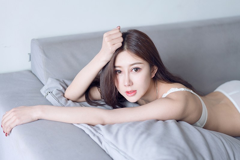 纯情mm晓梦宽衣解带嘴角噙笑眉目含春(图35)