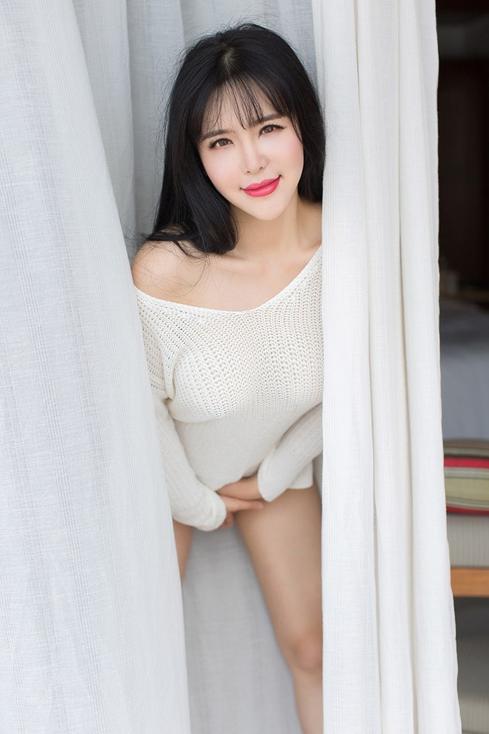 丰乳肥臀刘钰儿姿势动情挑逗无极限(图12)