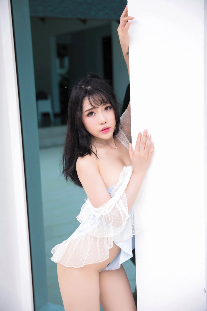 童颜巨乳兜豆靓蕾丝薄纱妖娆妩媚(图6)