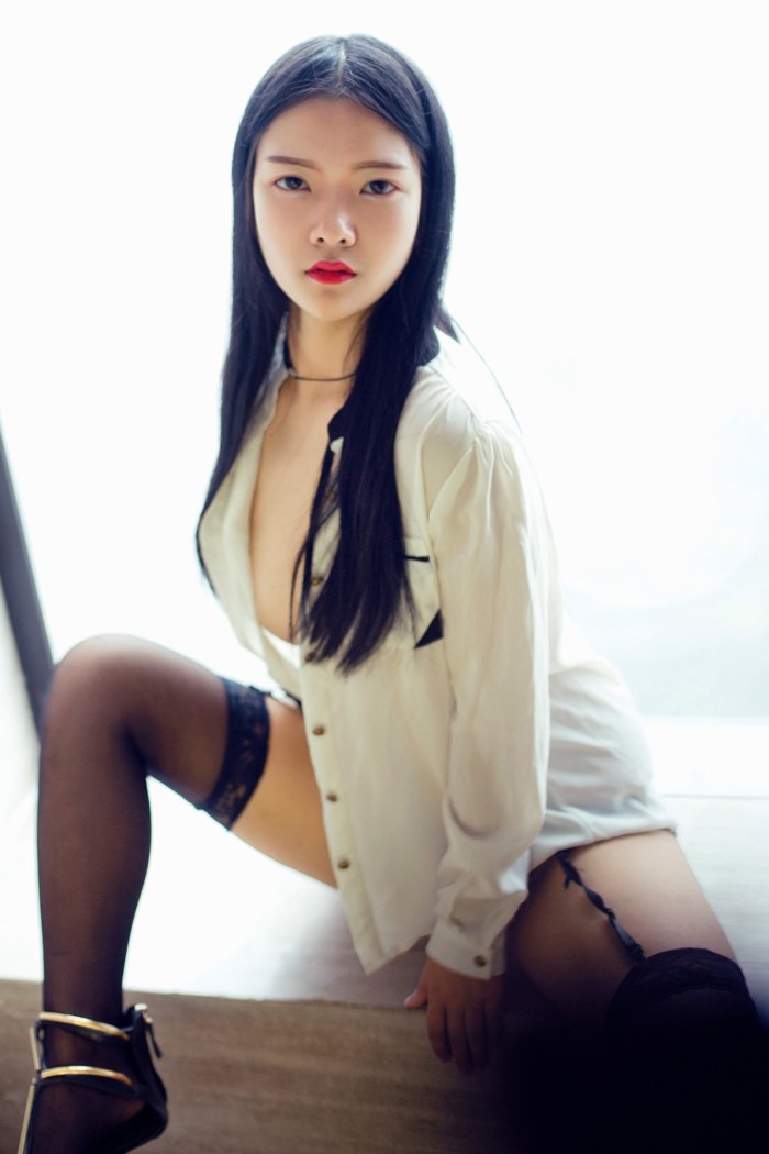 香艳御姐凌希儿白嫩巨乳惊爆眼球(图17)