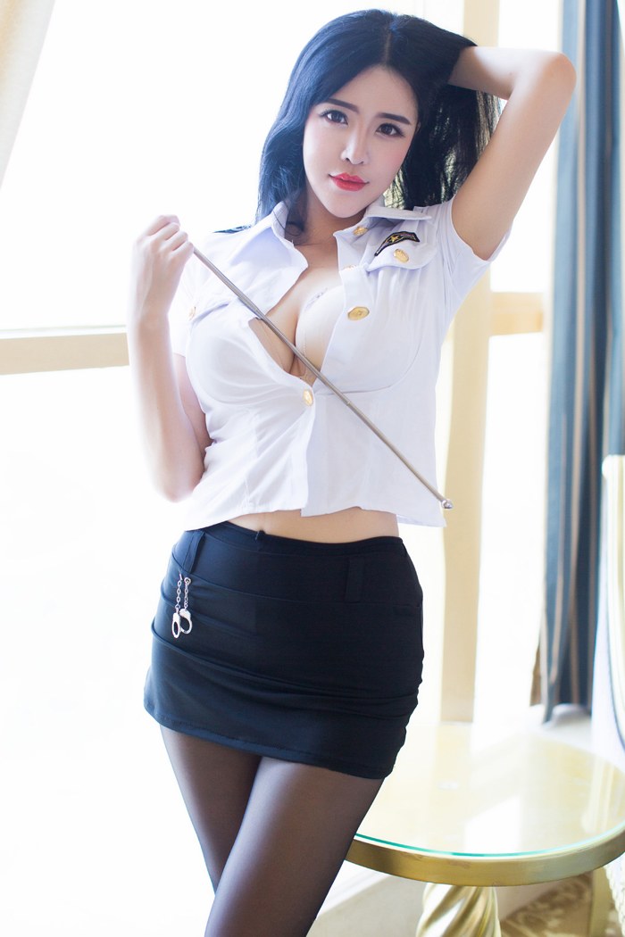 热辣教官刘钰儿波涛汹涌欲火难耐(图11)