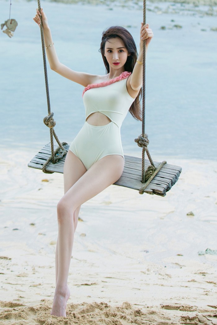 爆乳御姐于思琪海边风情诱人心魄(图22)